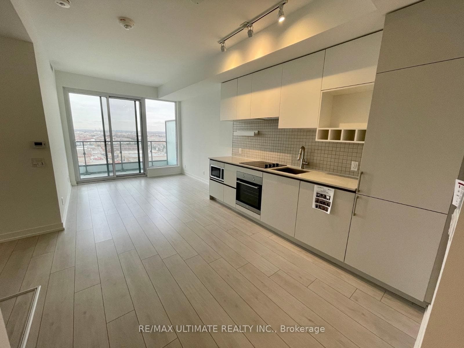 898 Portage Parkway Unit 1701 photo 2