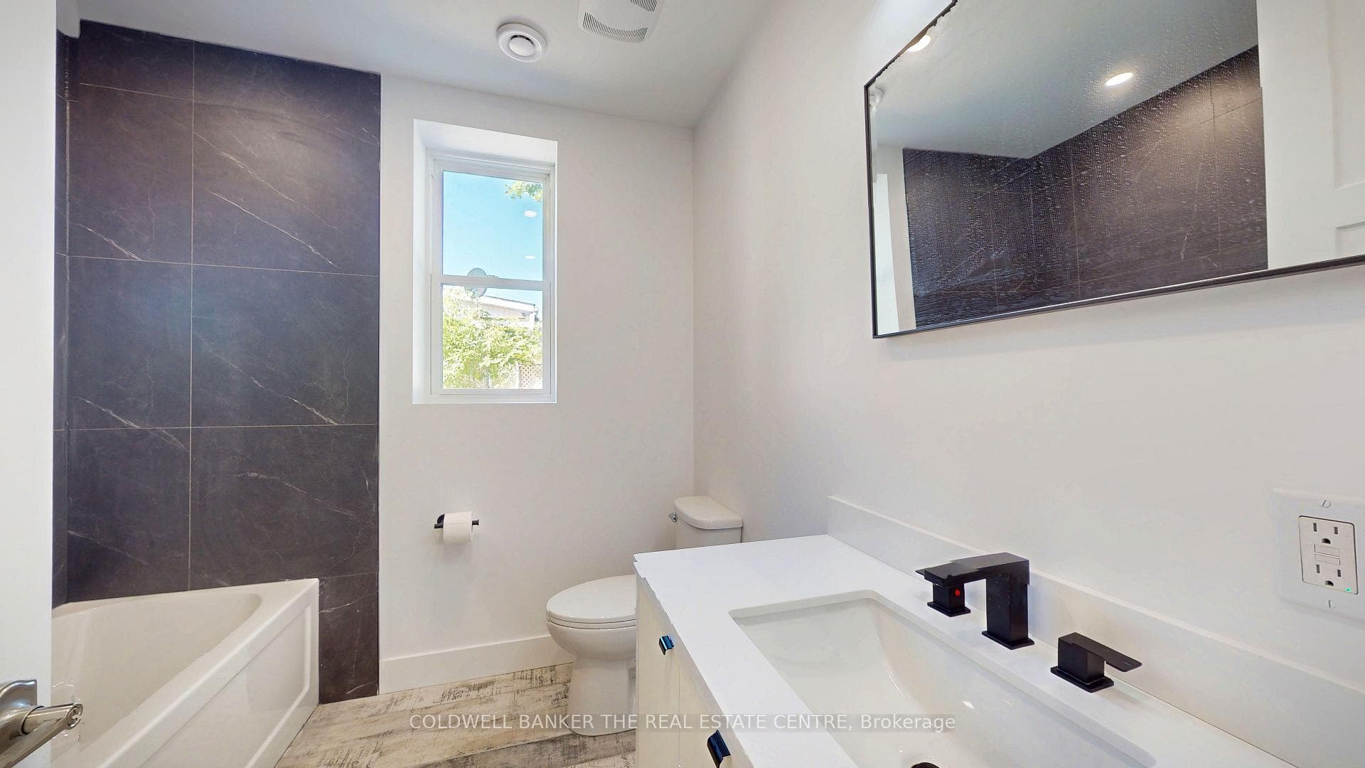 60 Gray Street photo 19