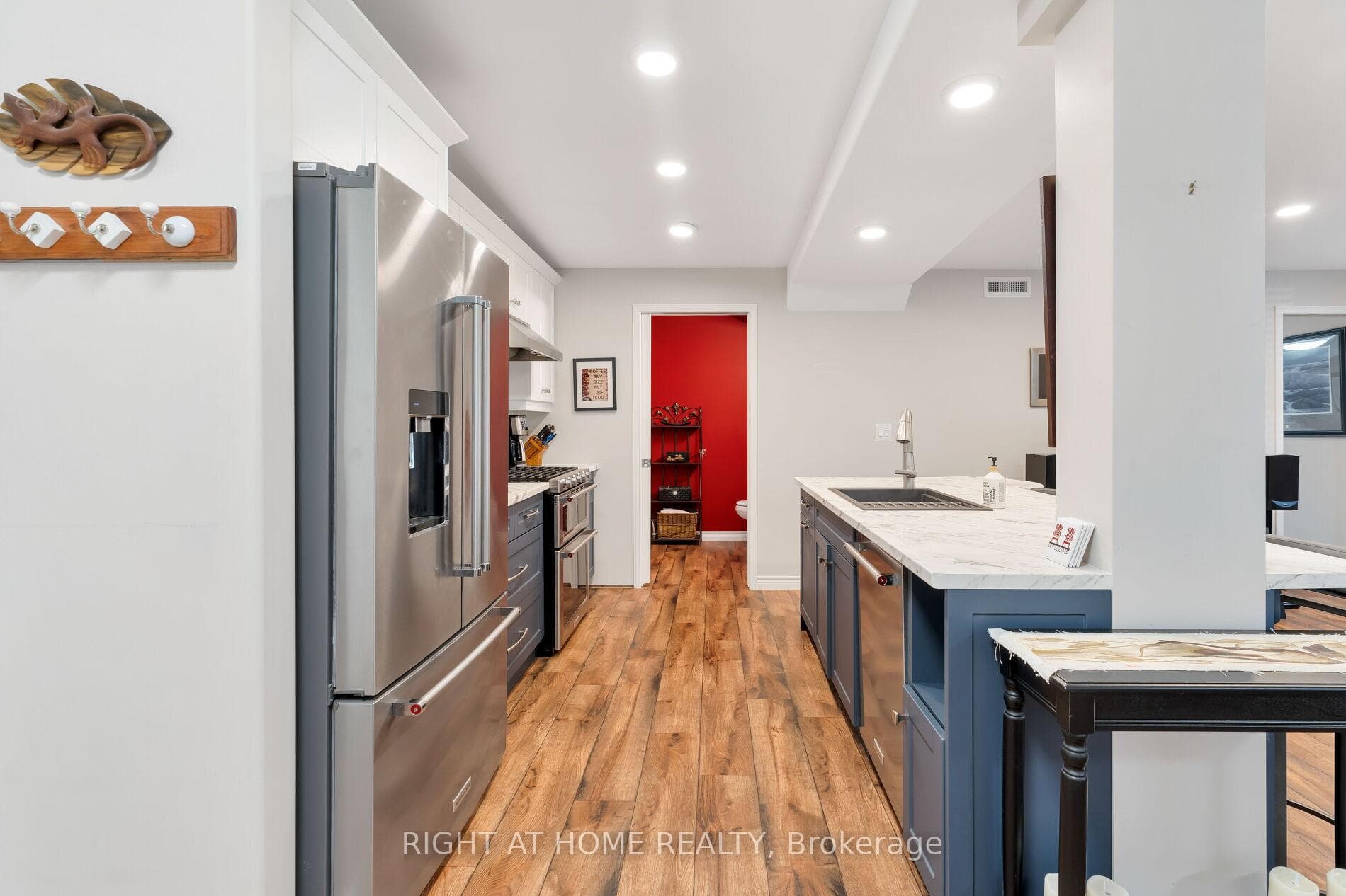 19 Albert Street photo 36
