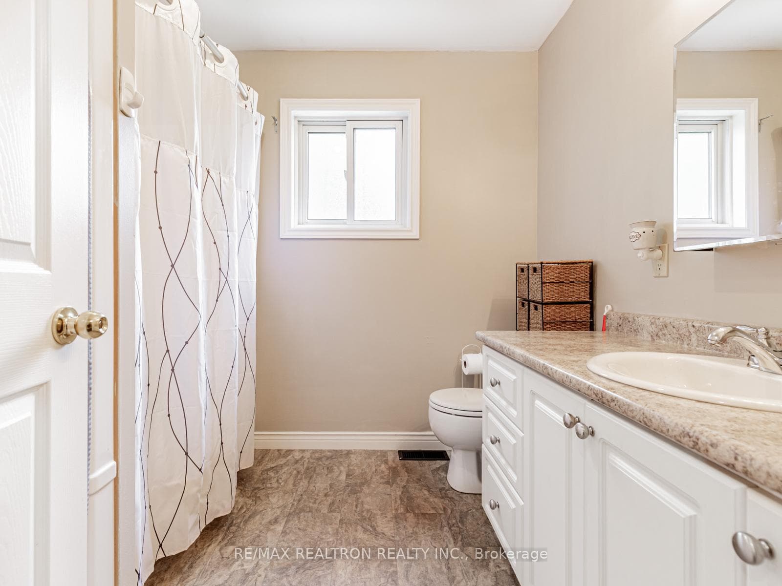 337 Simcoe Road photo 10