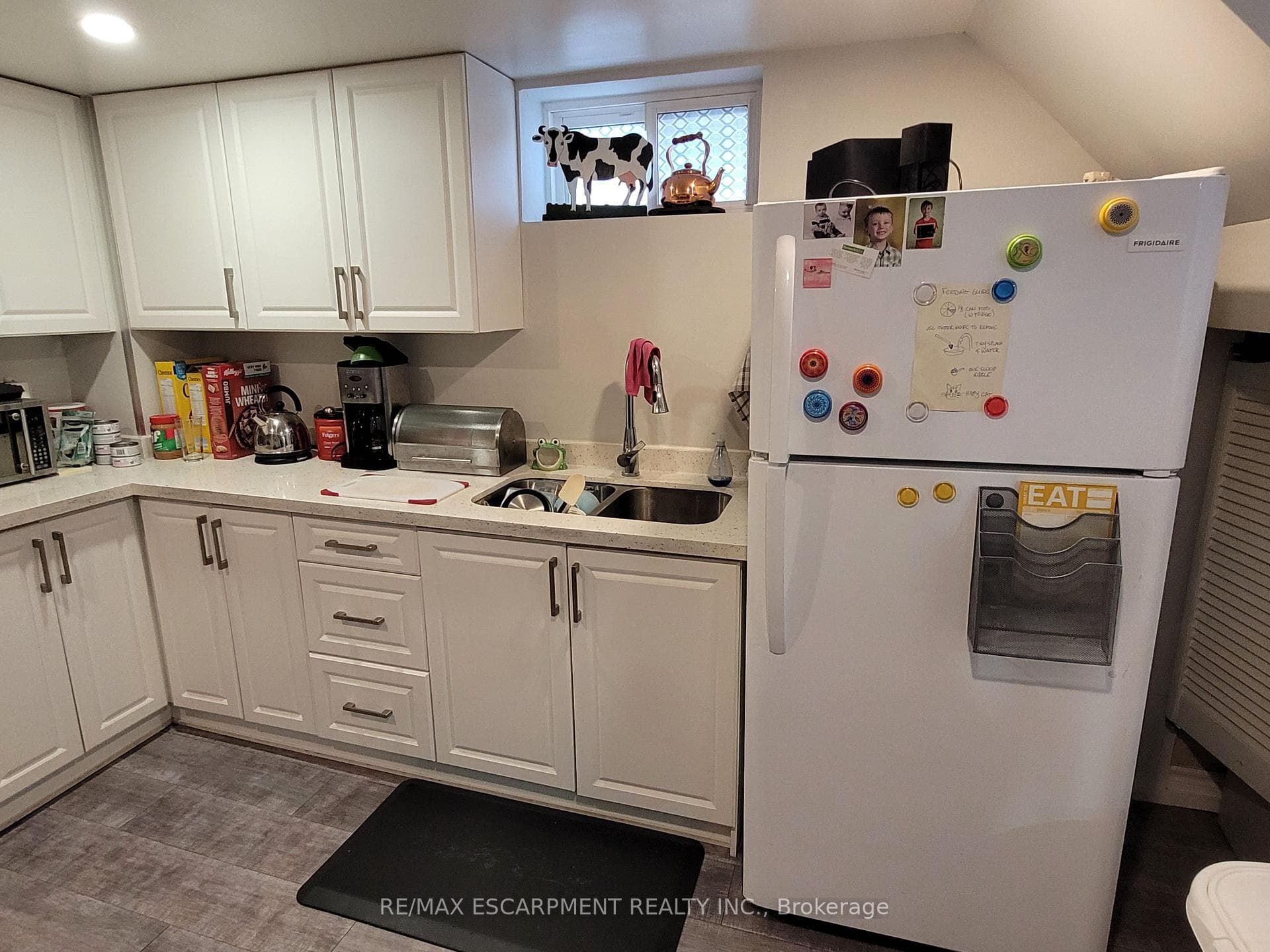 239 WEST 18TH Street photo 21