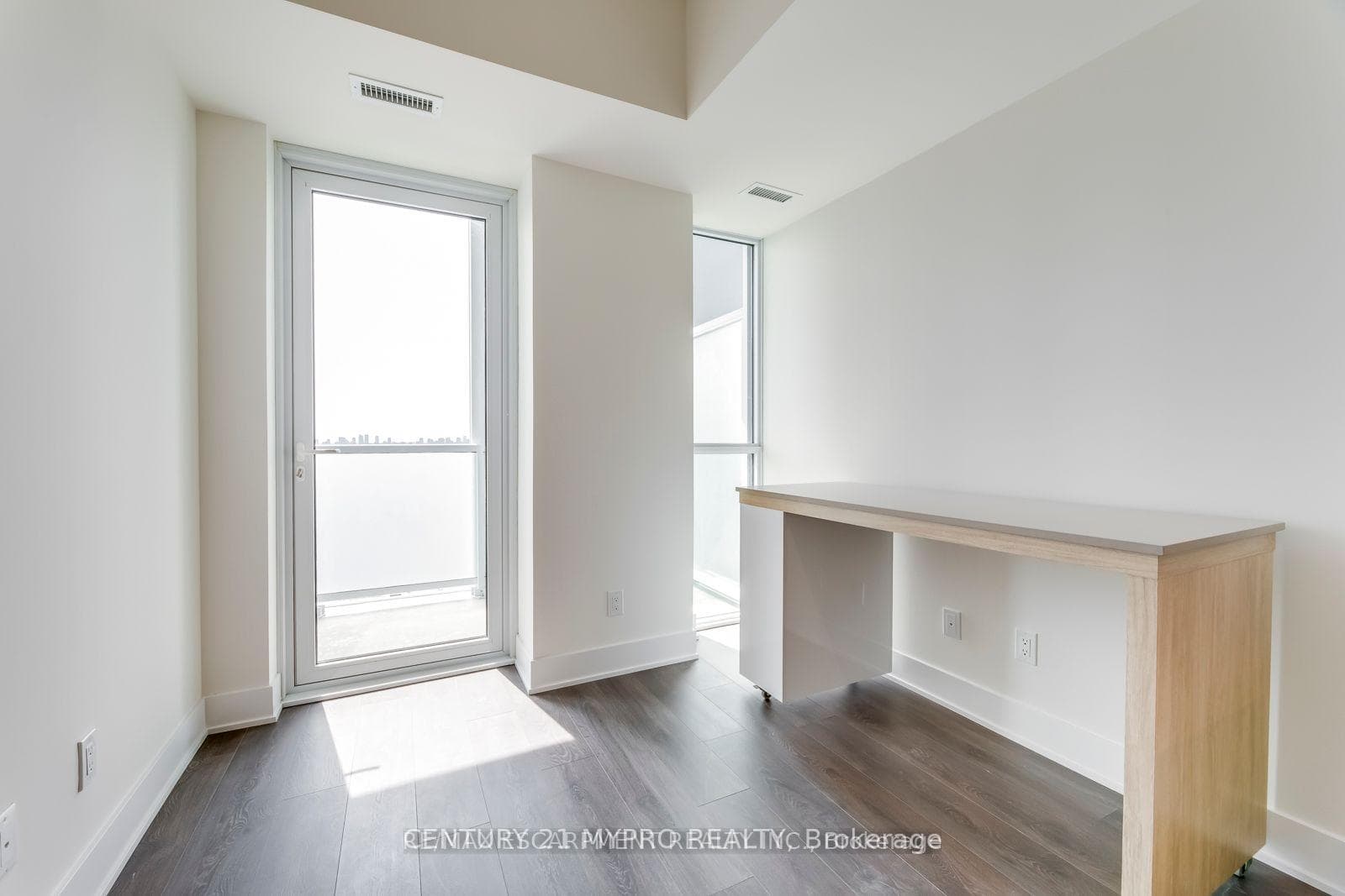 188 Fairview Mall Drive Unit 2501 photo 14