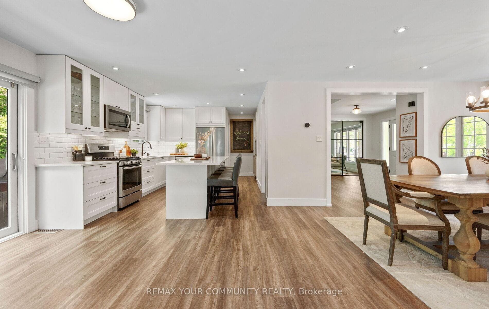 24 Hawthorne Lane photo 14
