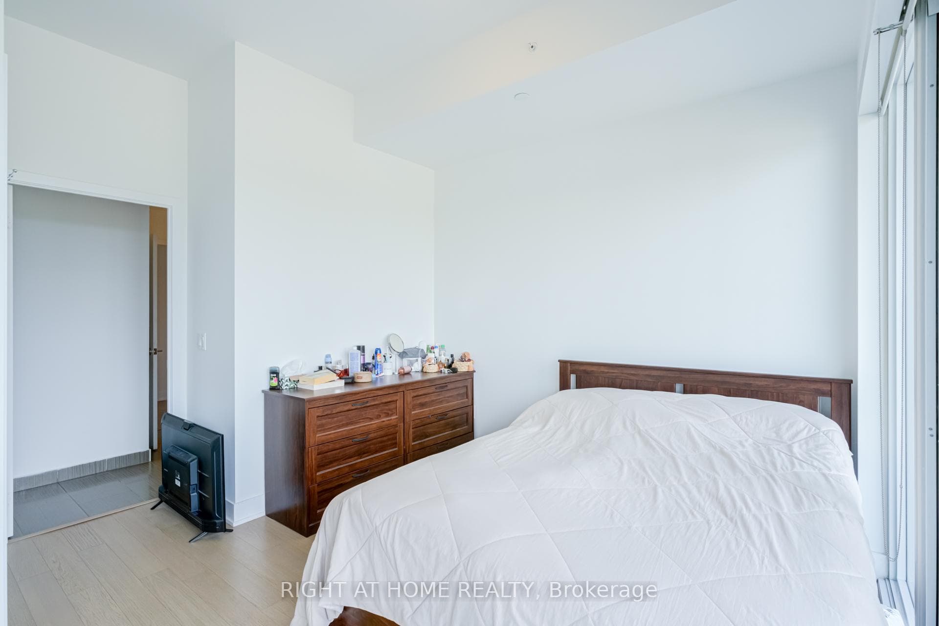 30 Shore Breeze Drive Unit 1413 photo 24