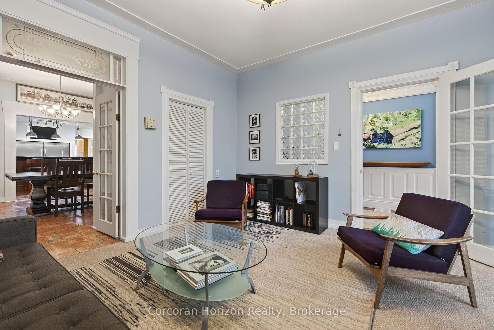 292 John Street photo 9