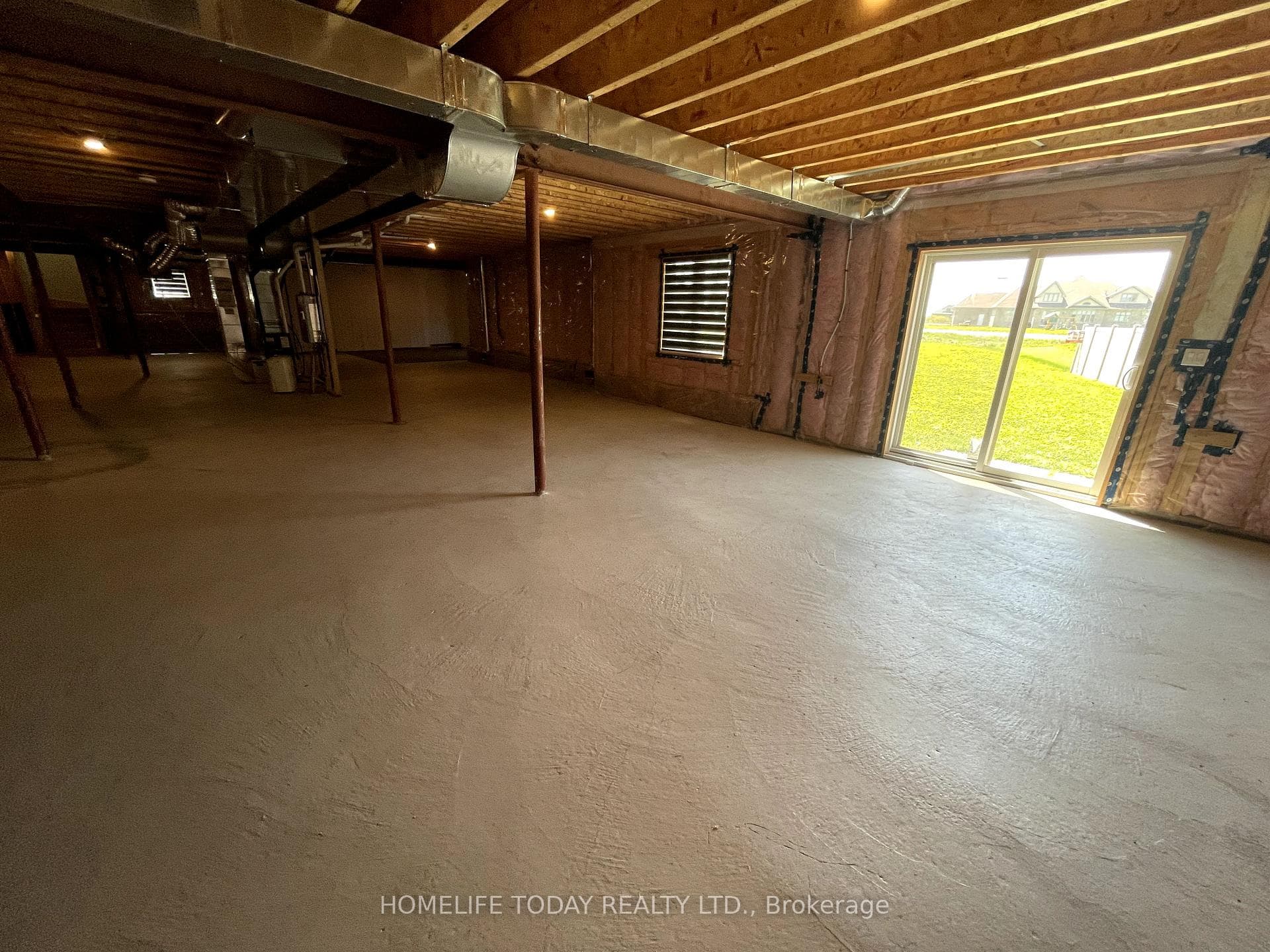 91 Summer Breeze Drive photo 44