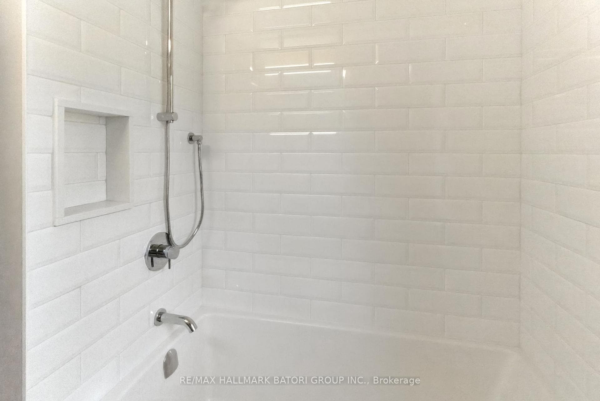 183 Strathearn Road photo 22