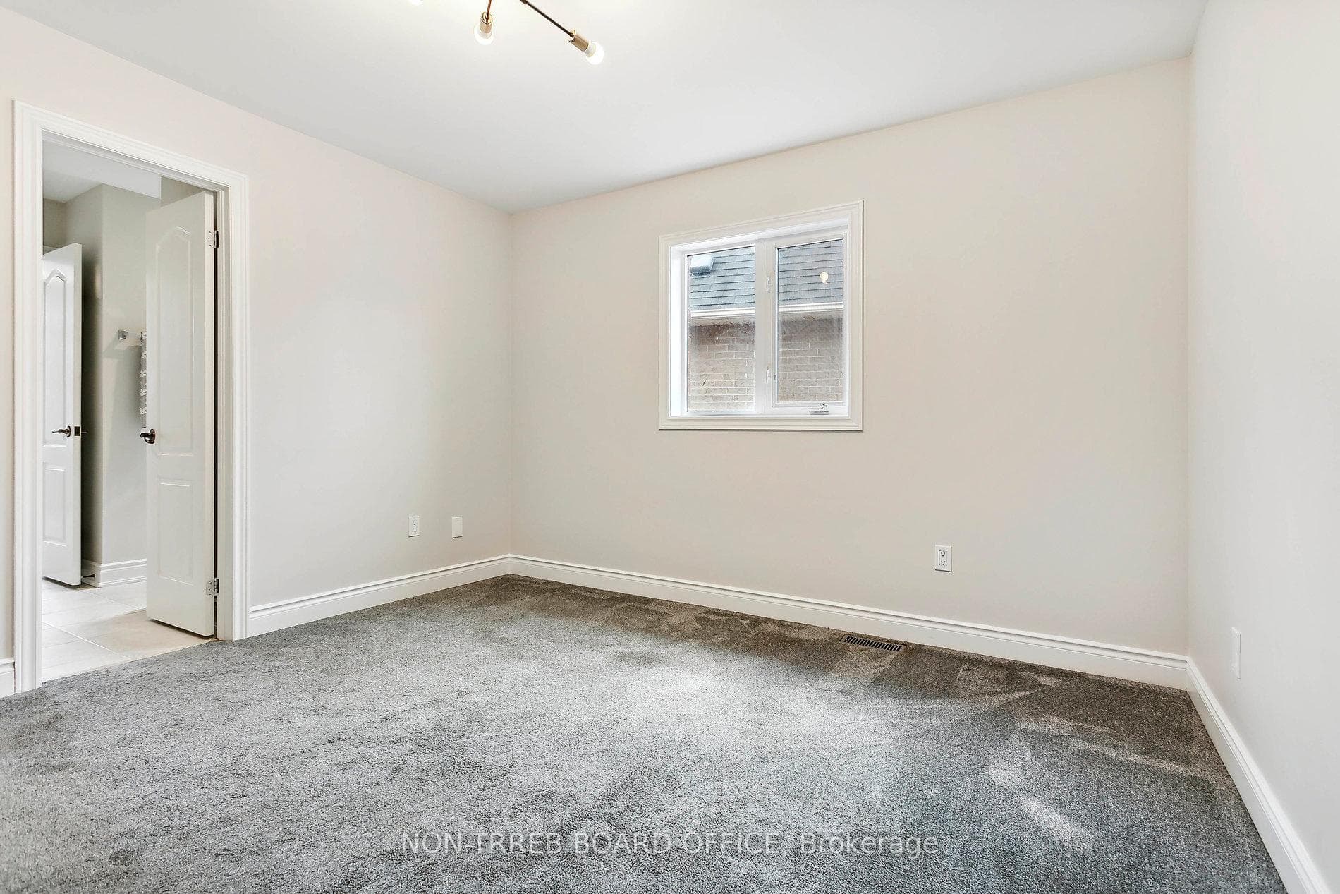 136 Nautical Boulevard photo 32