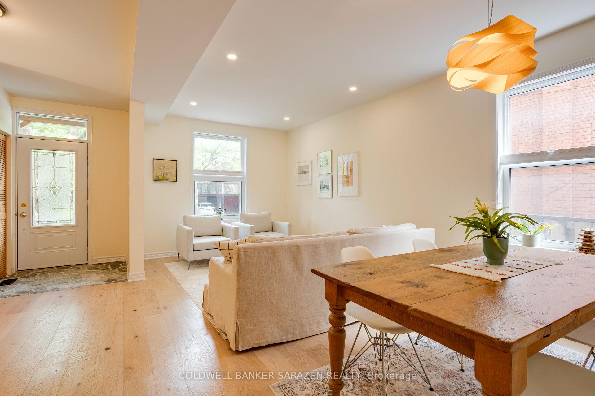 158 Primrose Avenue photo 2