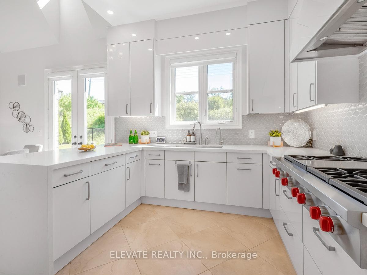 41 Annsleywood Court photo 15