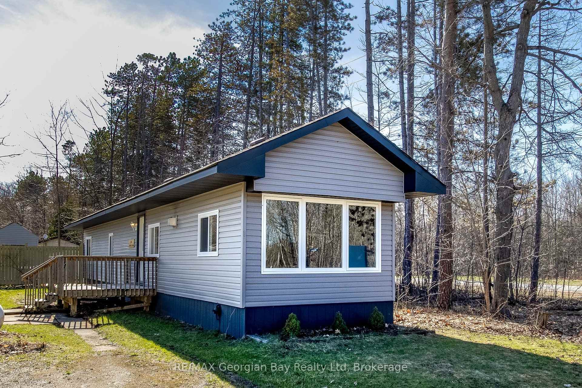 5263 Elliott Side Road Unit #1 photo 3