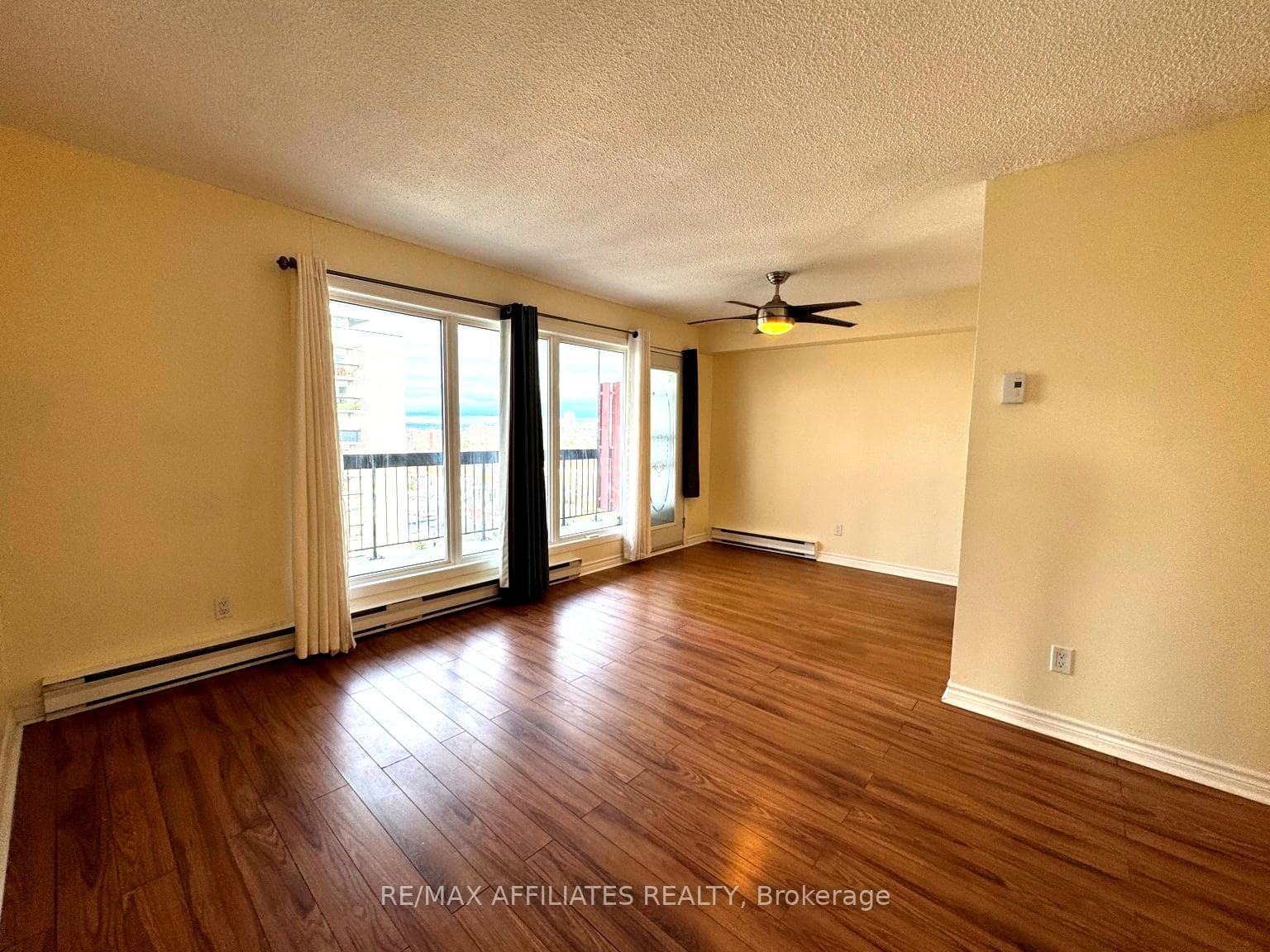 158 Mcarthur Avenue Unit 1704 photo 12