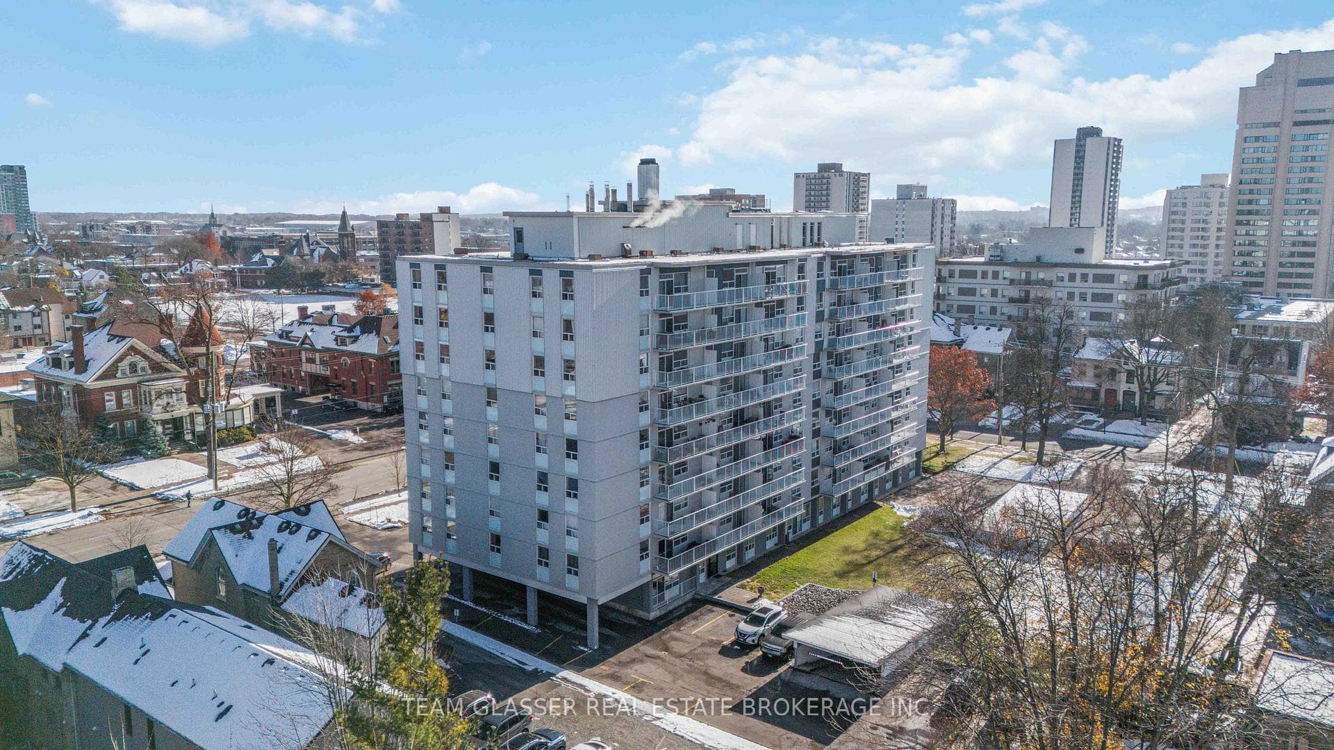 396 Queens Avenue Unit 506 photo 22