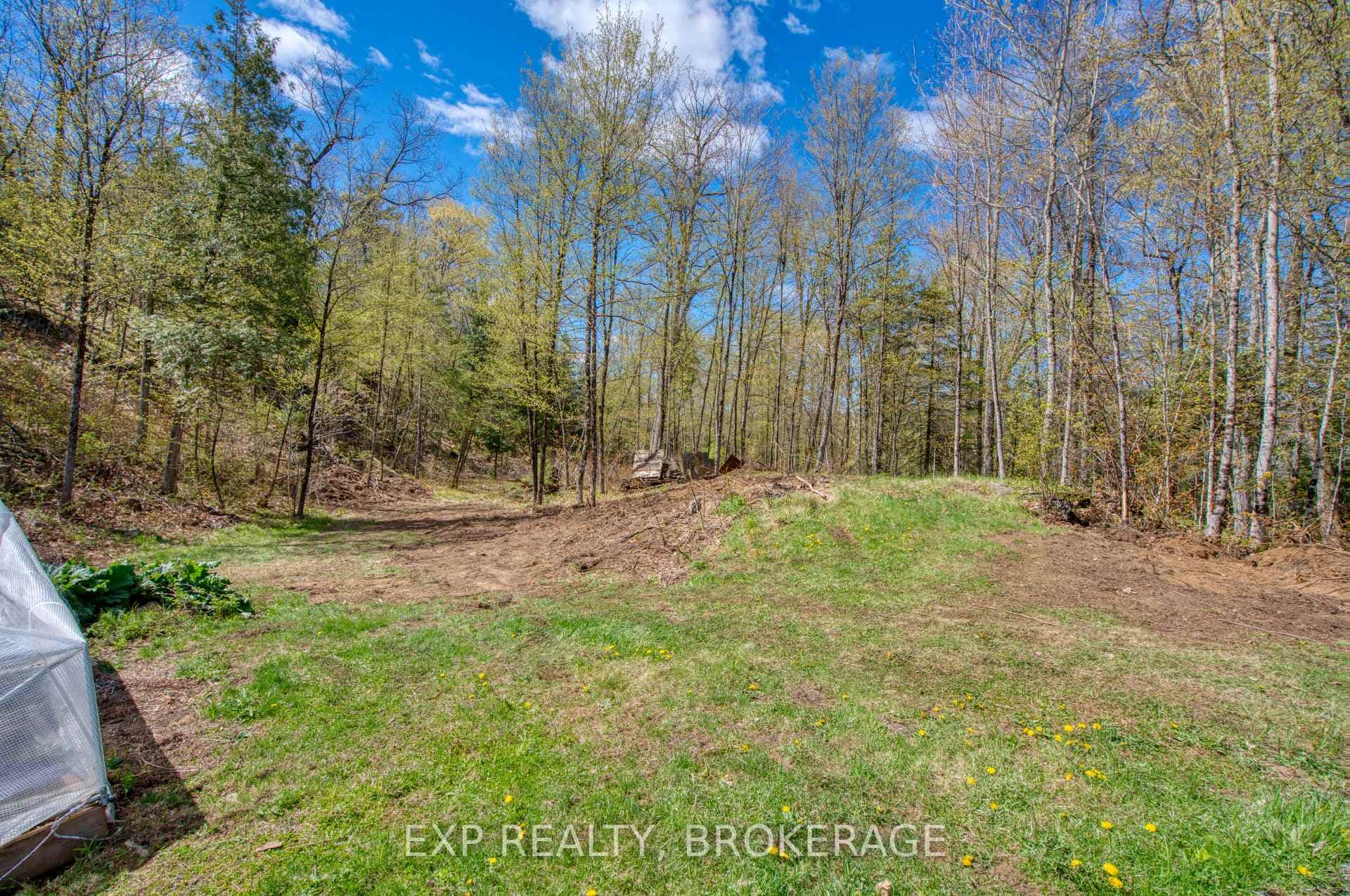 371 Sherbrooke Drive photo 24