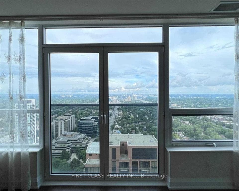 5 Sheppard Avenue Unit 3724 photo 8