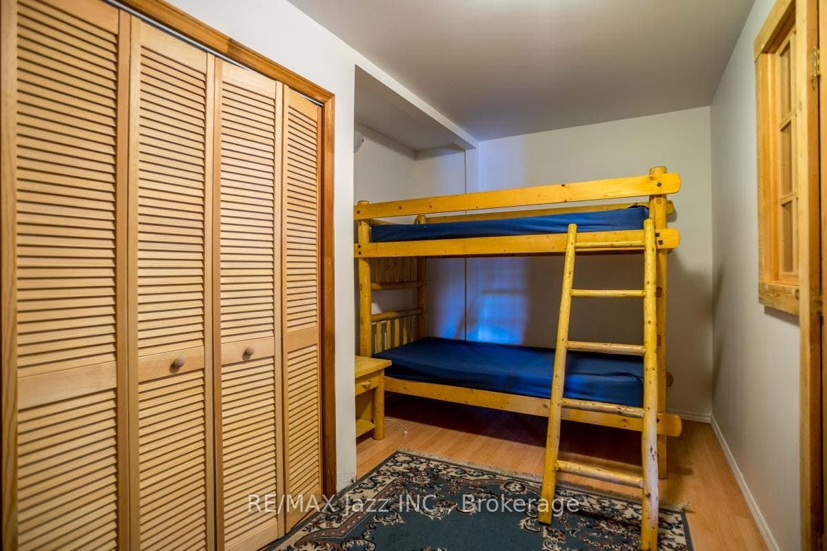 1314 Shebeshekong Road photo 23
