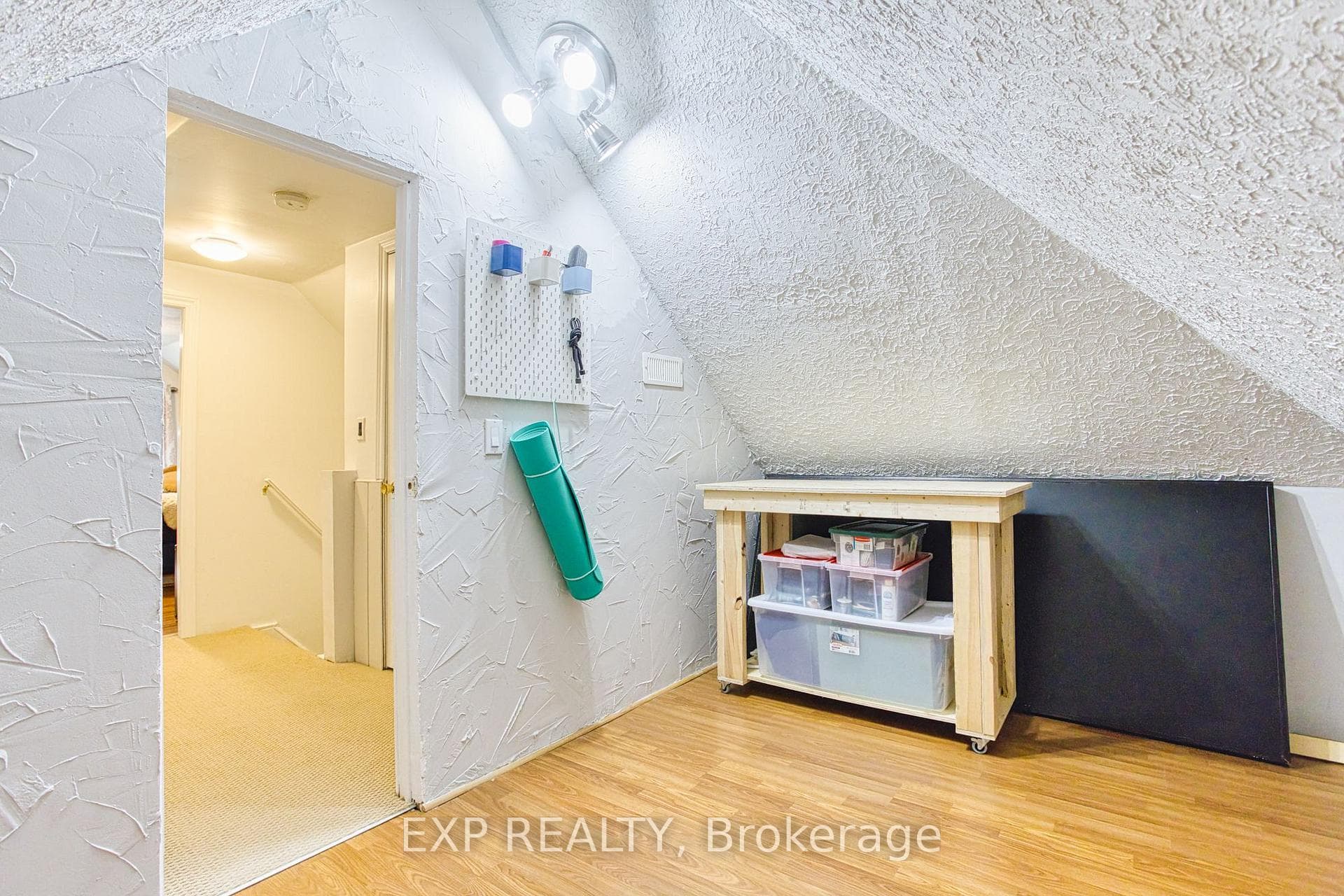 13 East 22nd Street photo 19