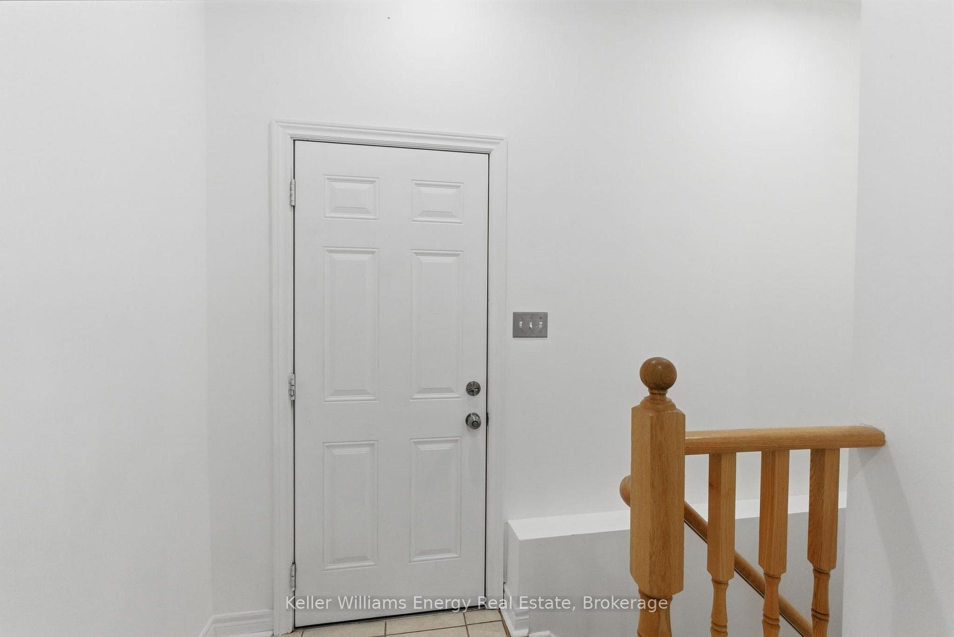 338 Dowson Loop photo 23