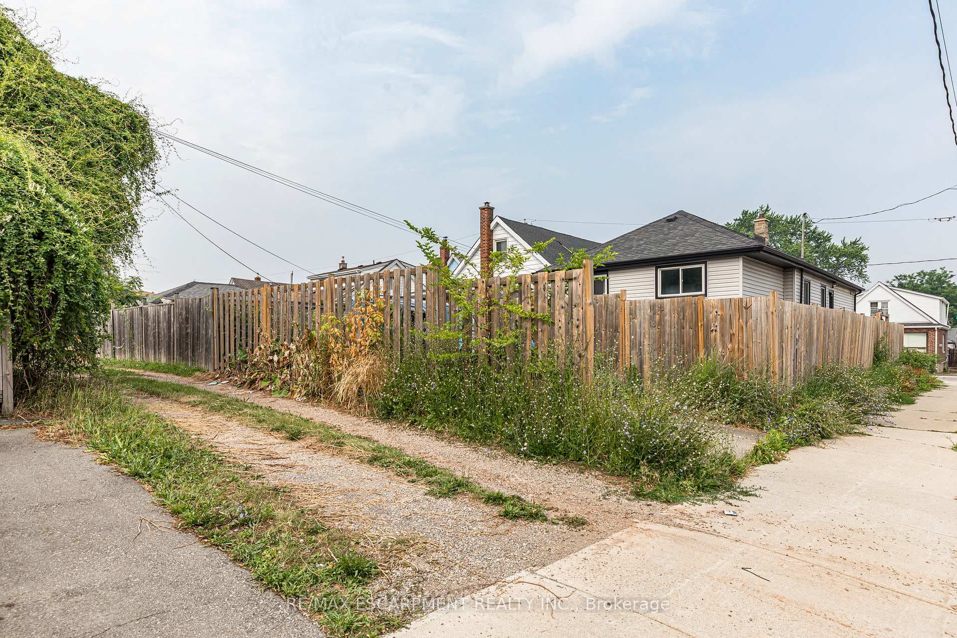 118 JULIAN Avenue photo 41