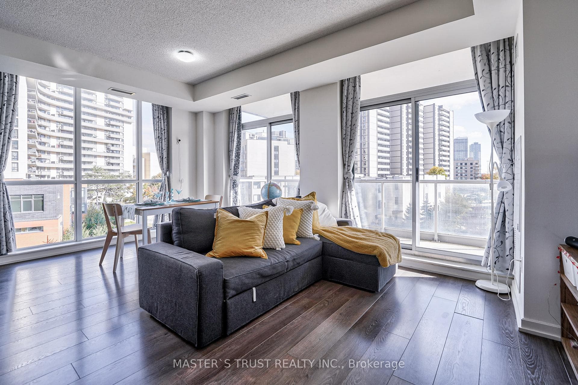 62 Forest Manor Road Unit 307 photo 16