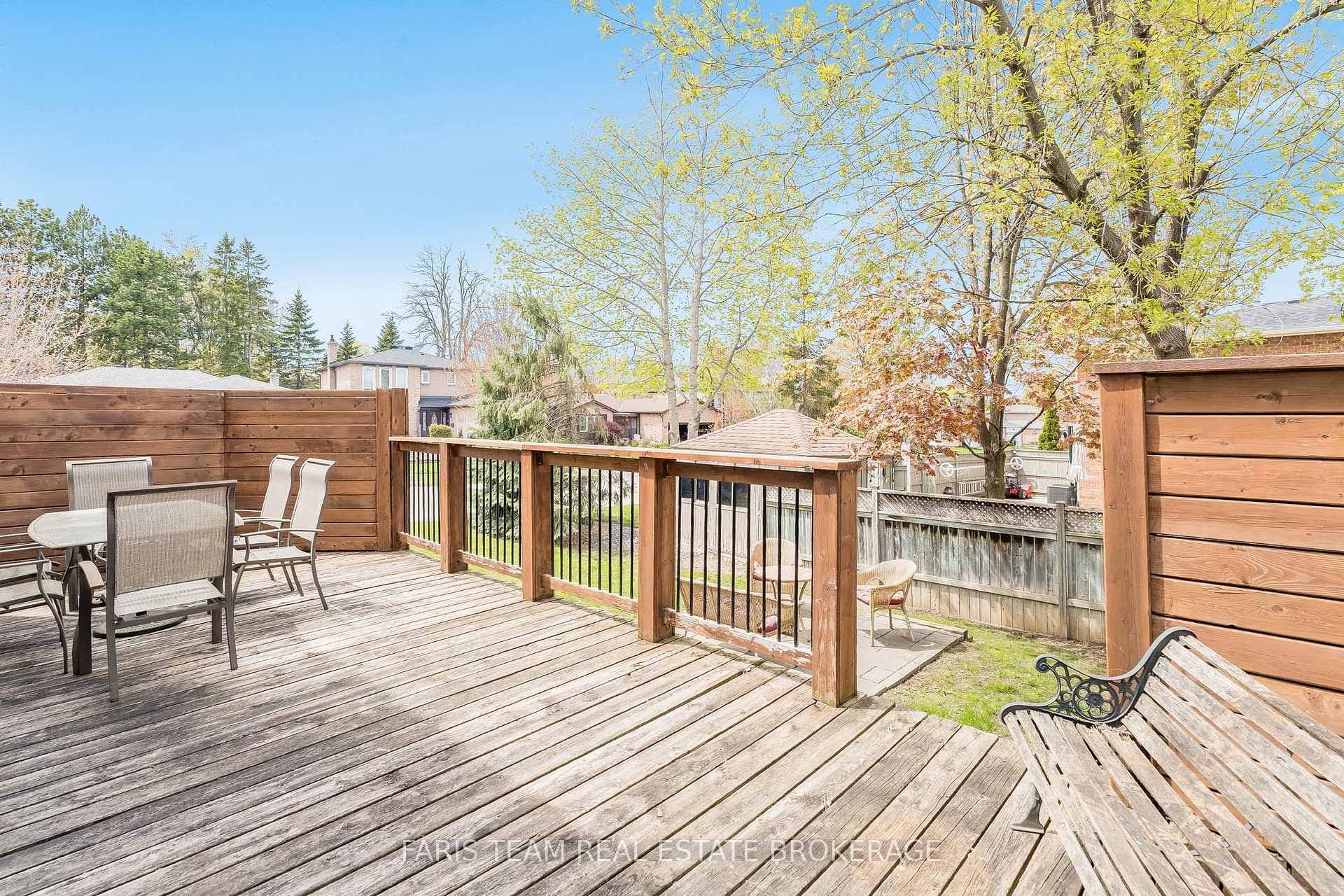 67 Trillium Crescent photo 25