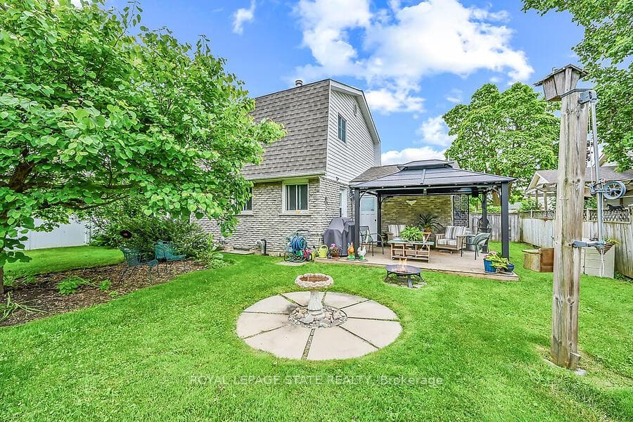 3 Tara Place photo 32