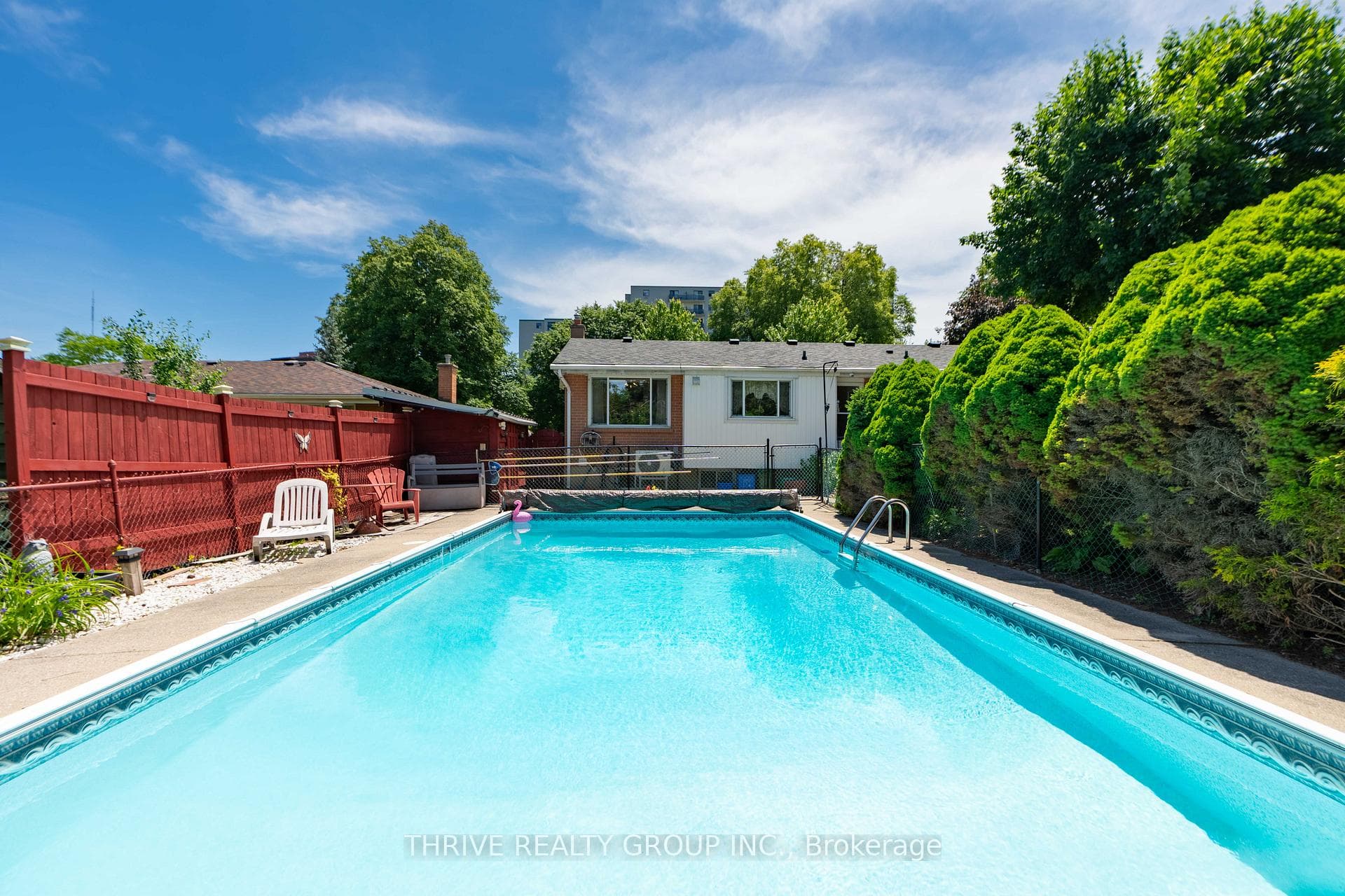 6 Southwood Crescent photo 31
