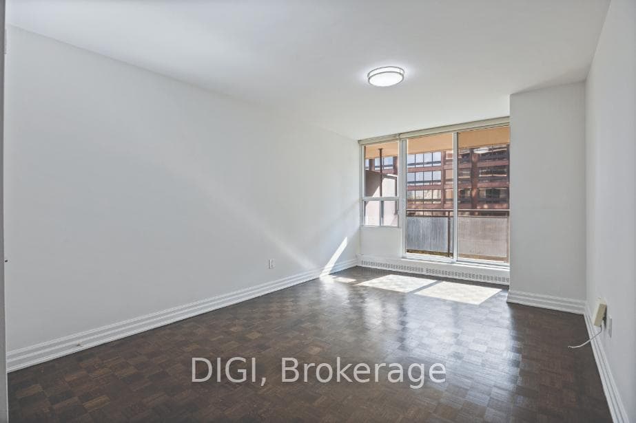 50 Prince Arthur Avenue Unit 701 photo 22