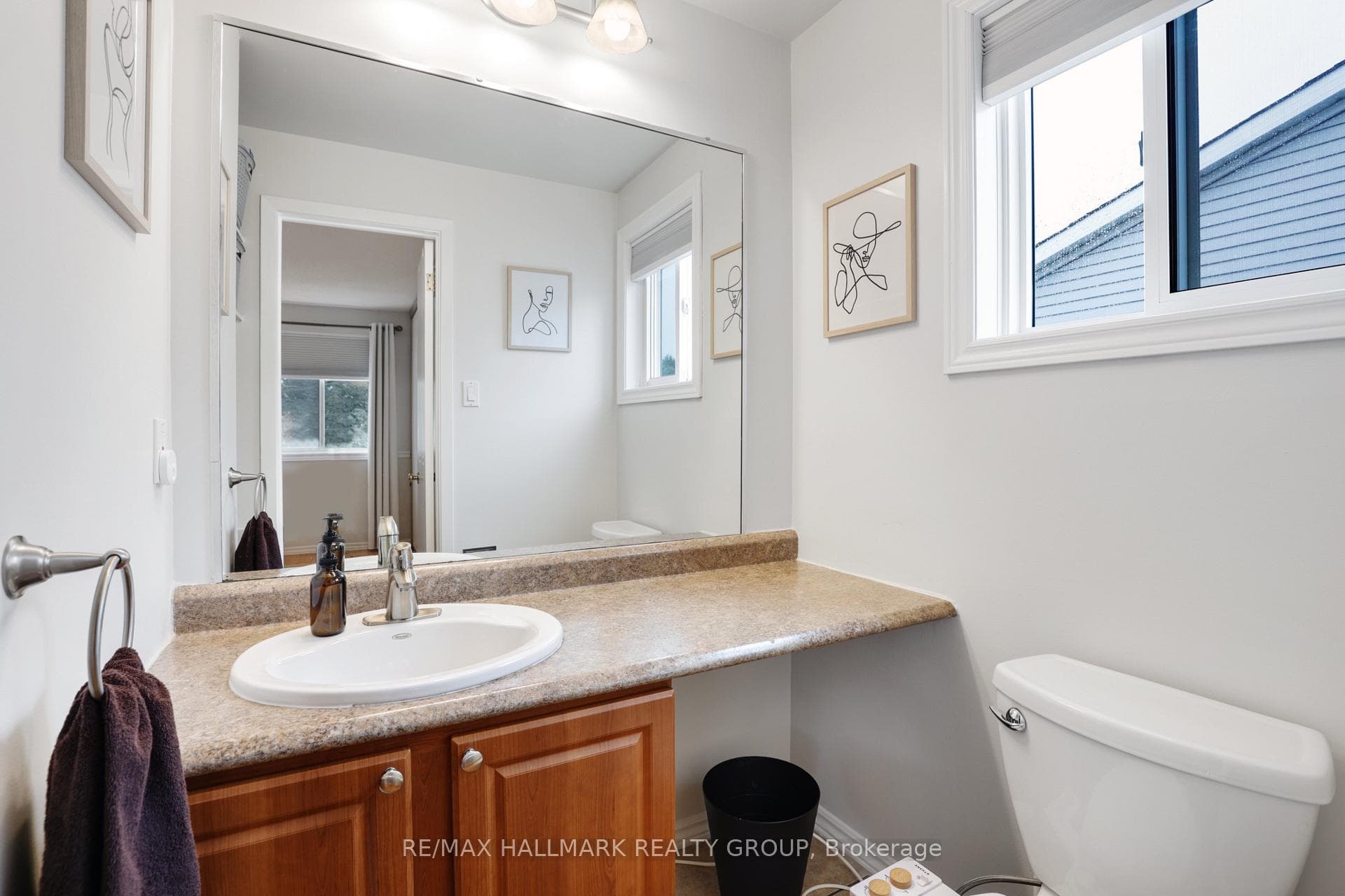 PRIMARY EN-SUITE | 2pc,extra vanity/cubby not seen