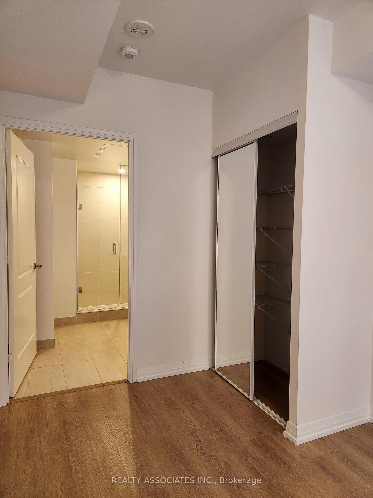 8 Widmer Street Unit 704 photo 7