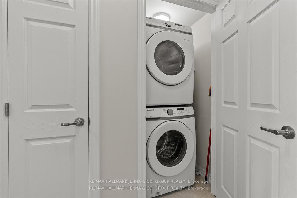 2302 Watercolours Way photo 23