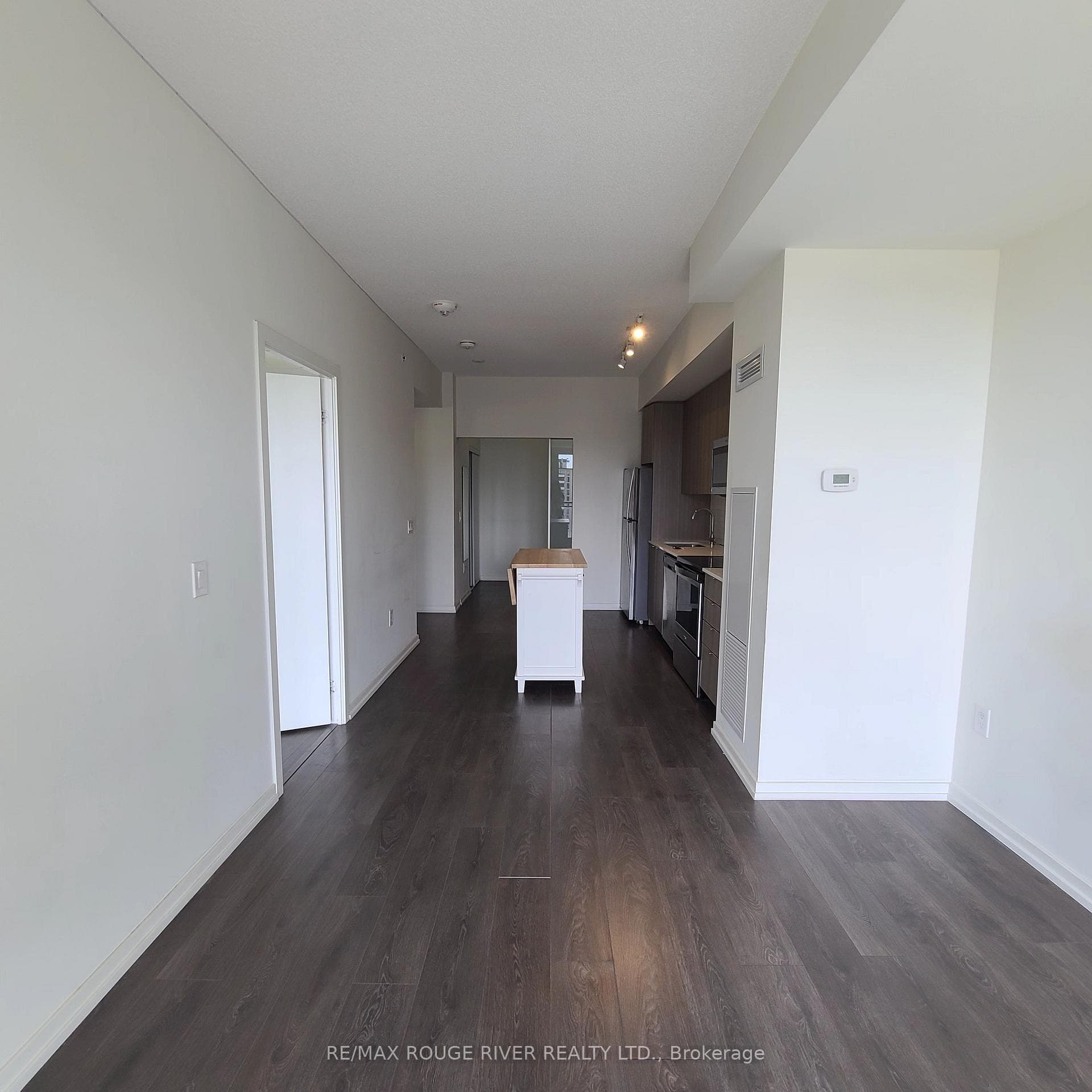 3237 Bayview Avenue Unit 910 photo 13