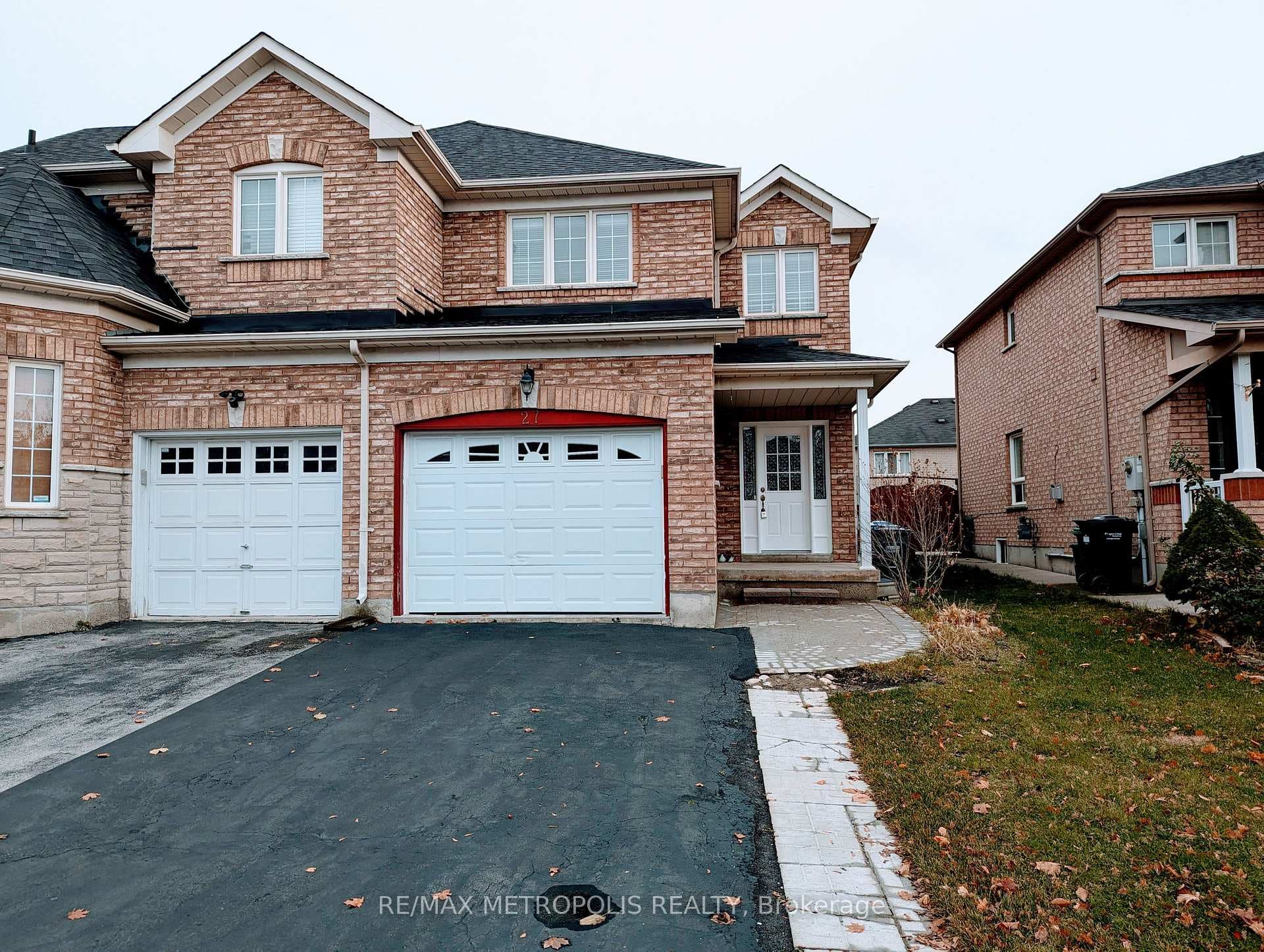 27 Prince Crescent photo 1