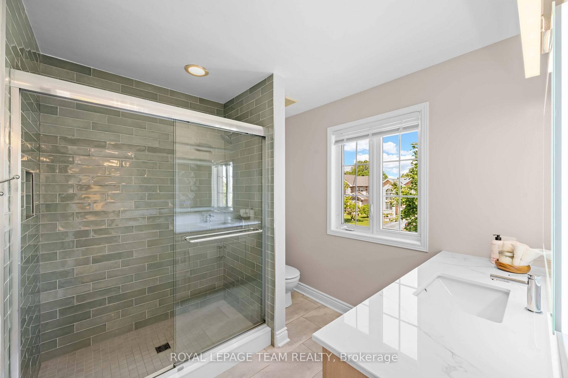 73 Deerfox Drive photo 27
