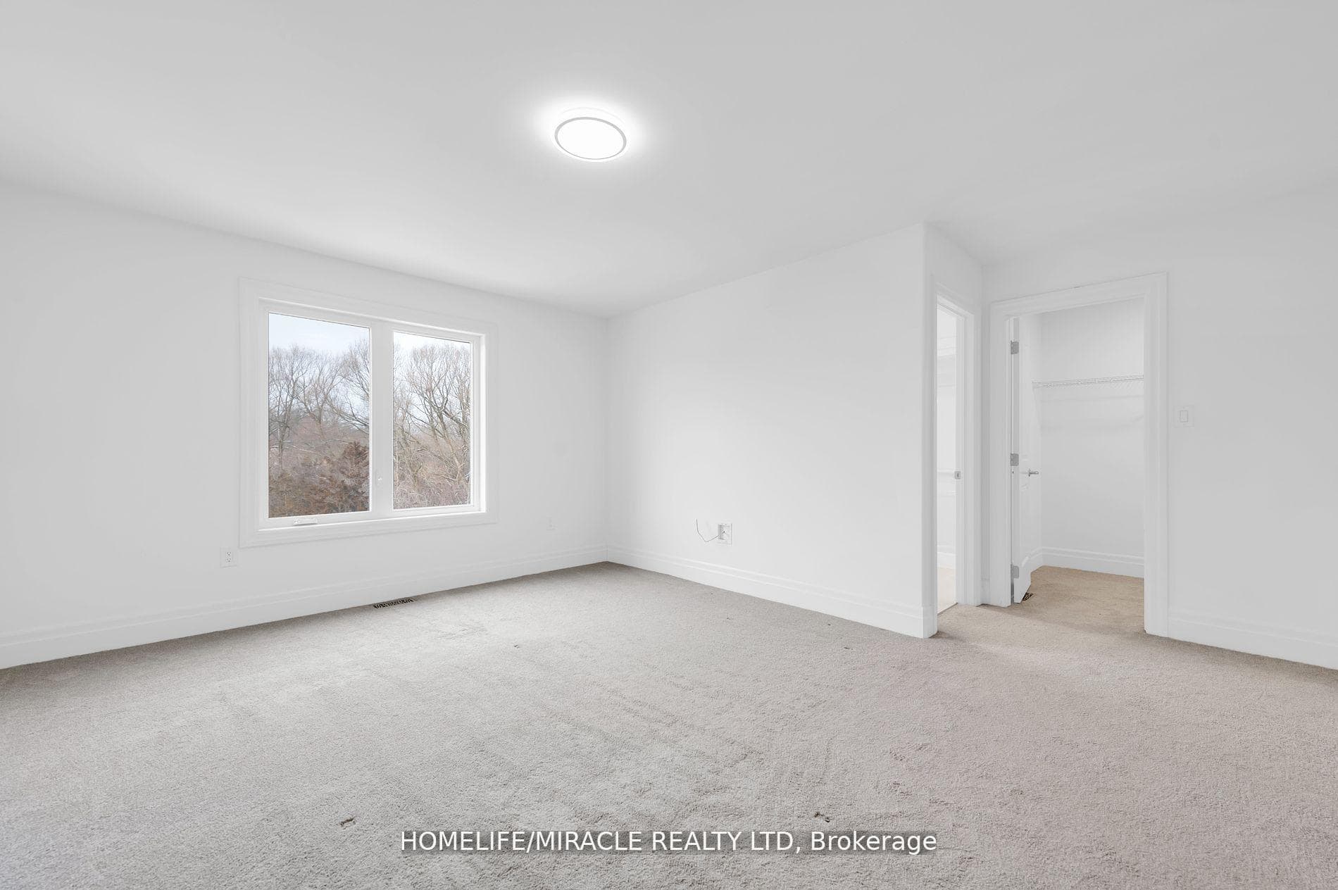 85 Markland E Picton Avenue photo 23