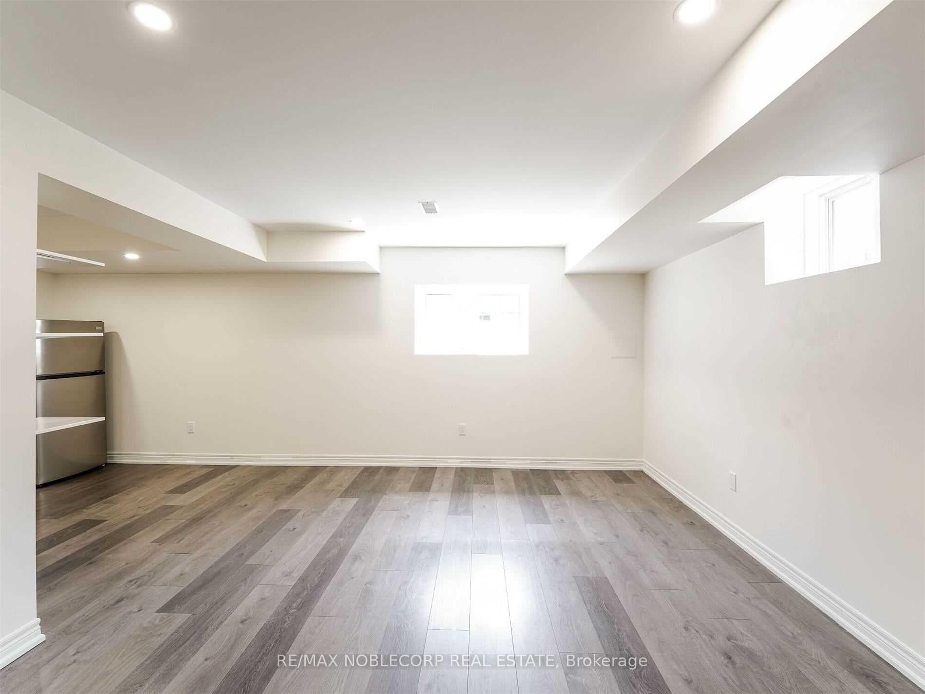 71 Pierre Berton Boulevard photo 10