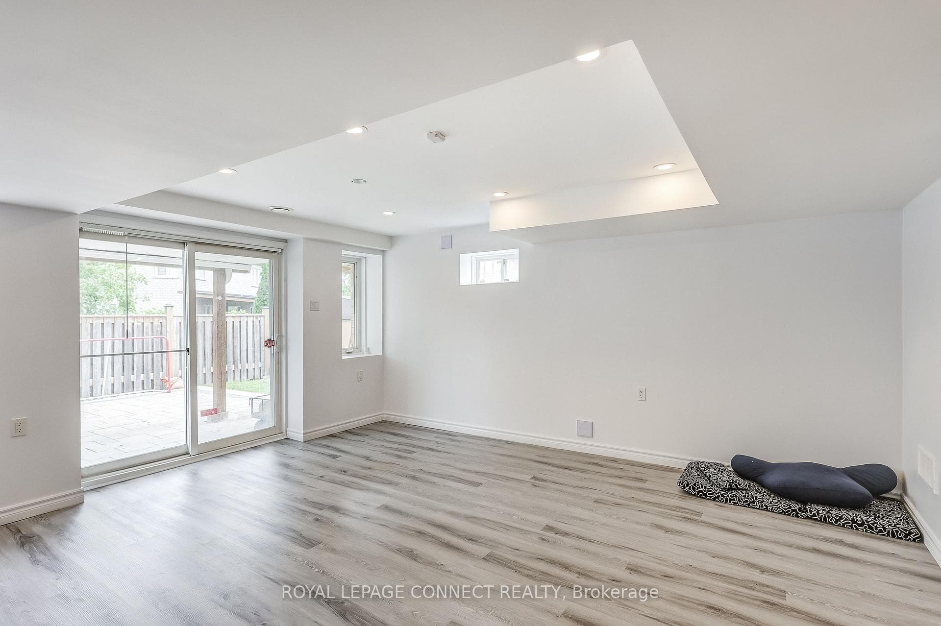 30 Oswell Drive photo 29