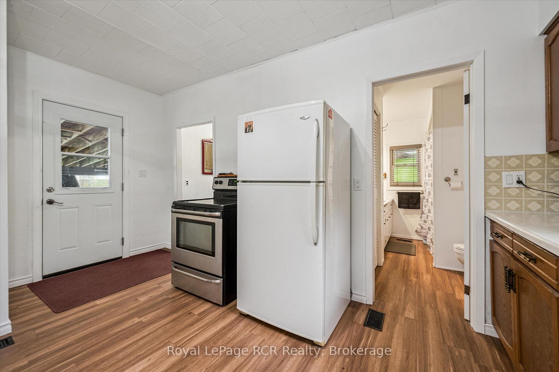 160 Murphy Street photo 31