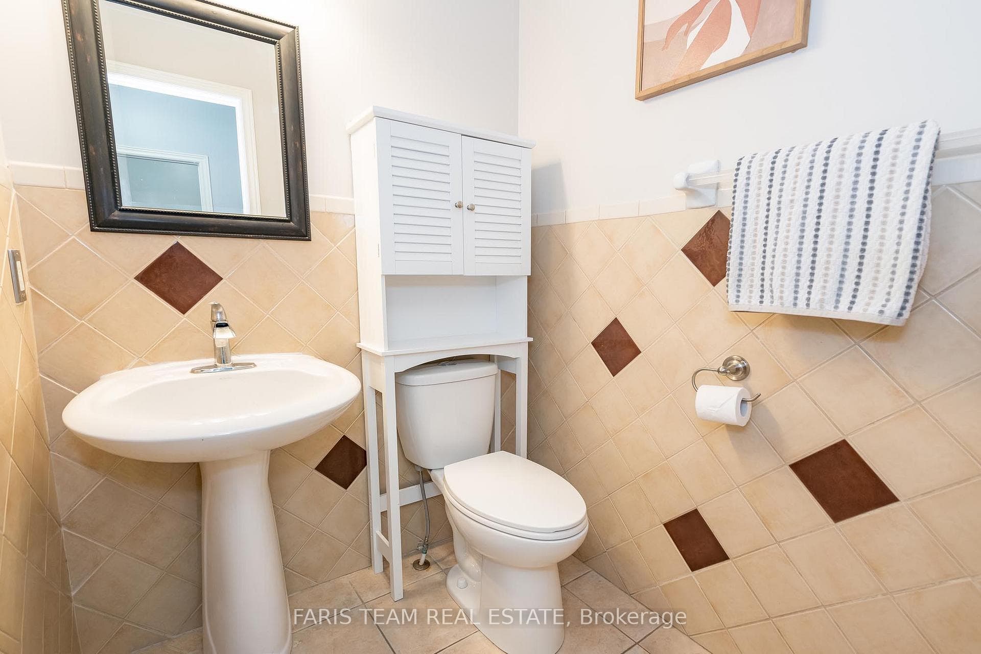 4 Elmbrook Drive photo 16