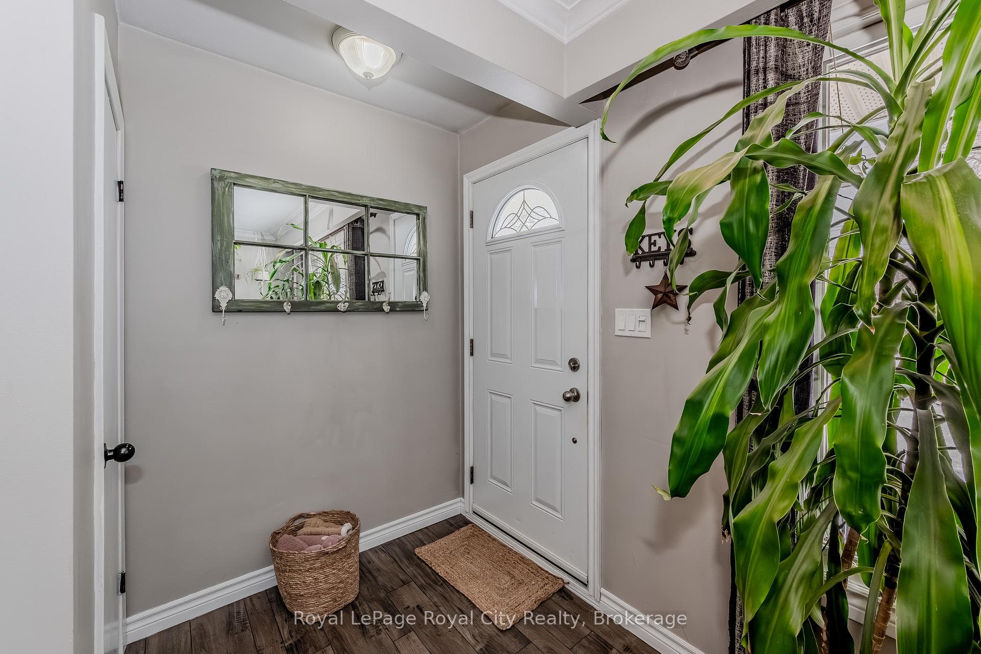 230 Stevenson Street photo 4