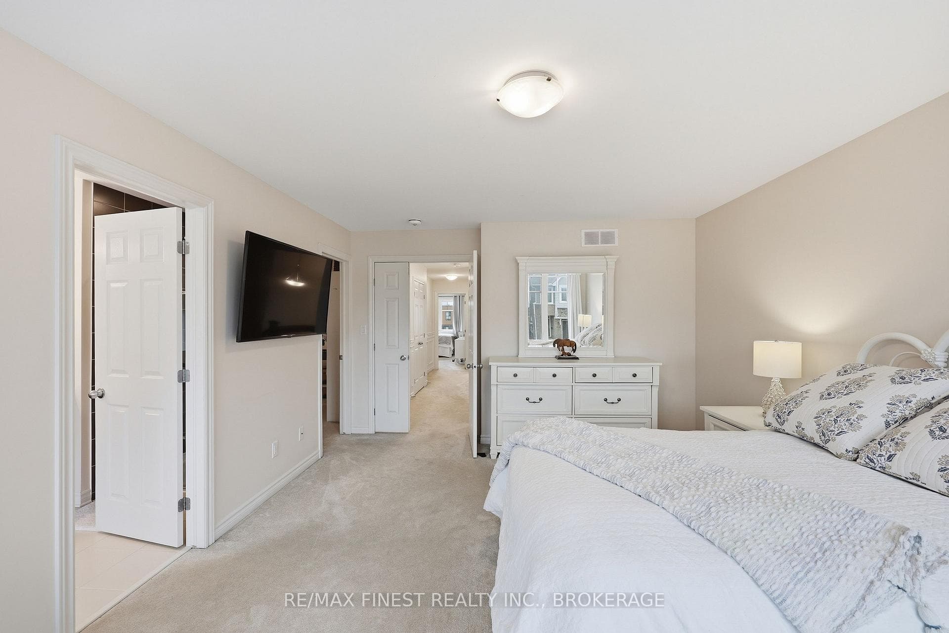 1669 Tenley Drive photo 28