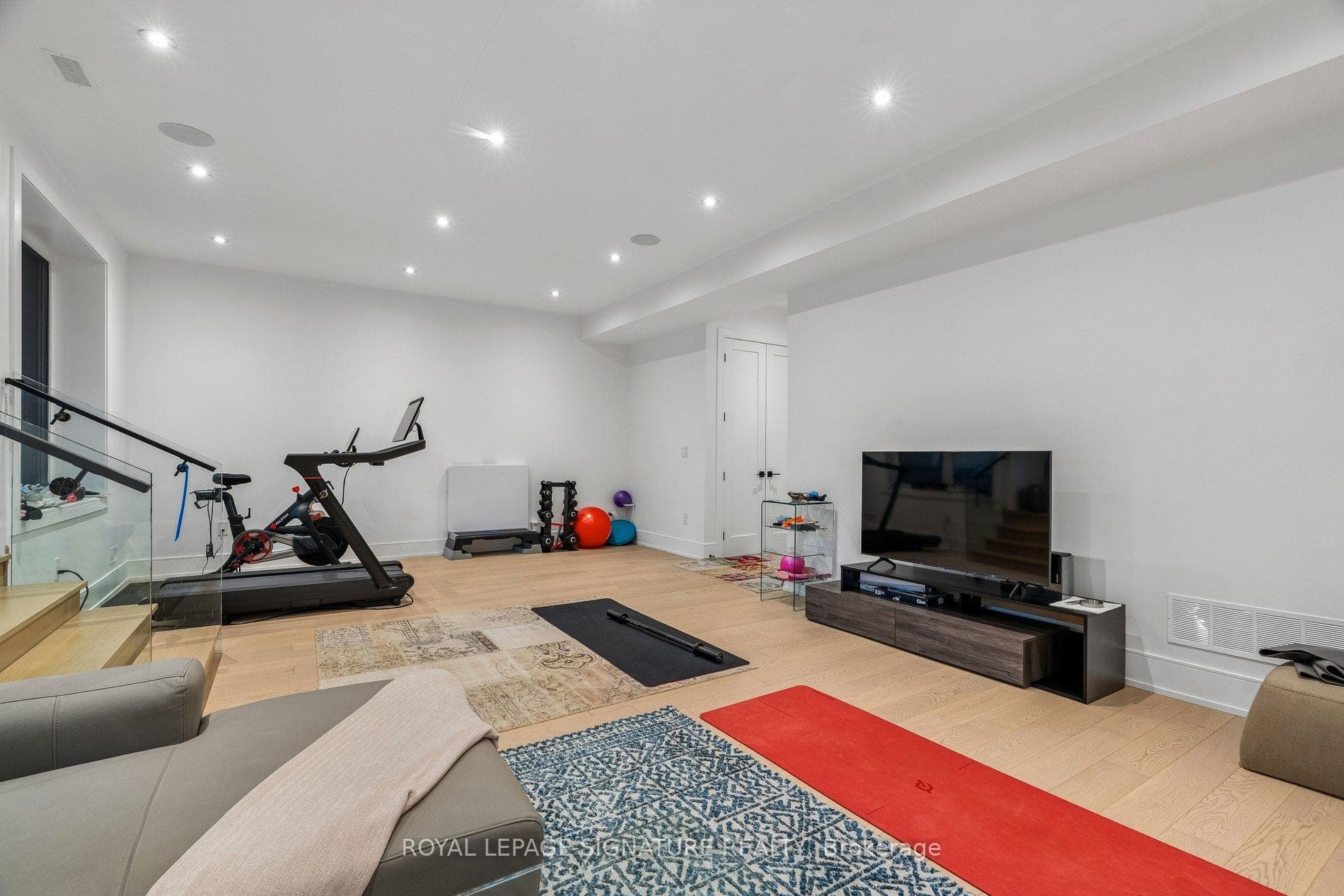 115 Whitmore Avenue photo 40
