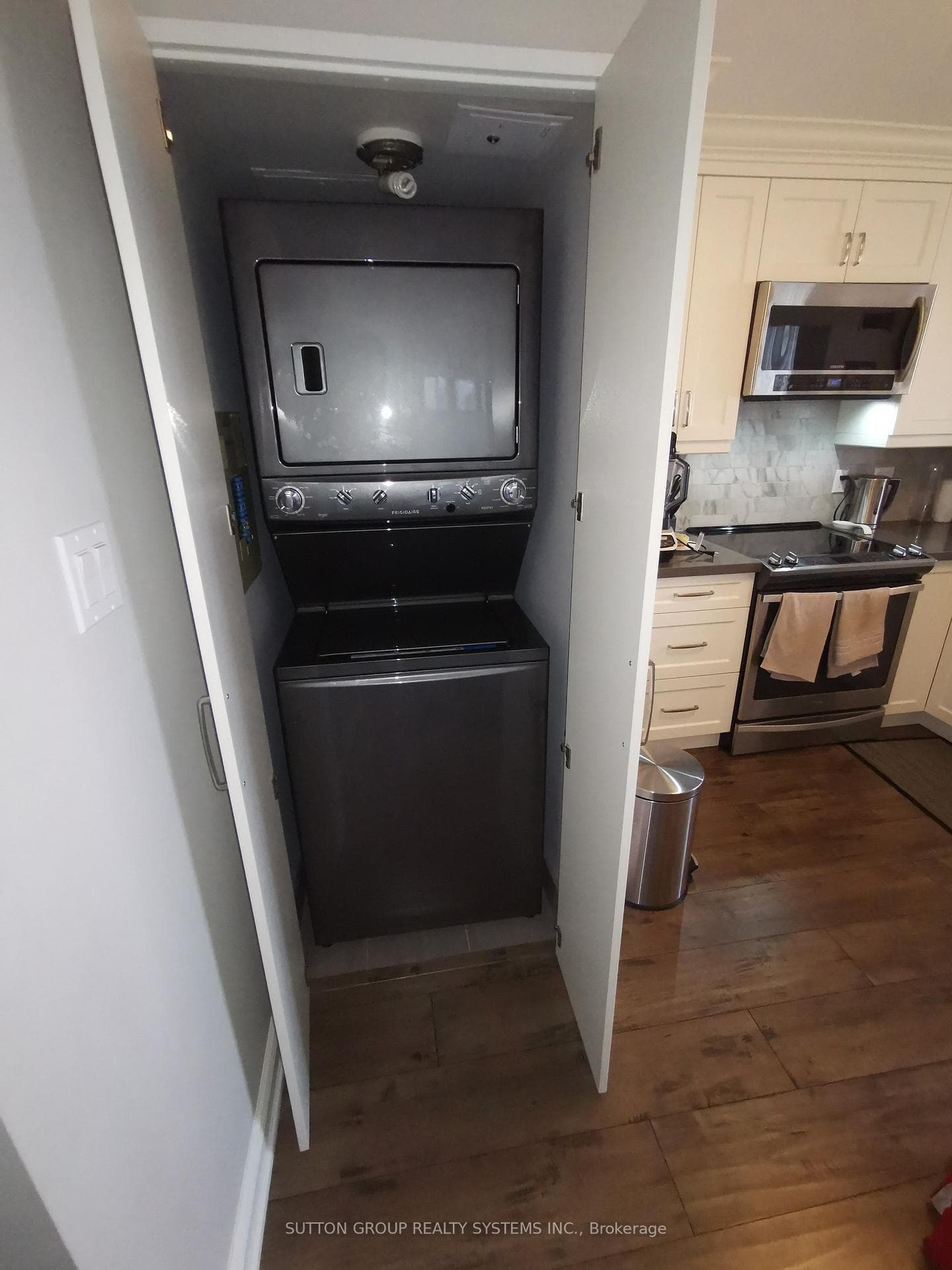 55 Elm Drive Unit 1104 photo 12