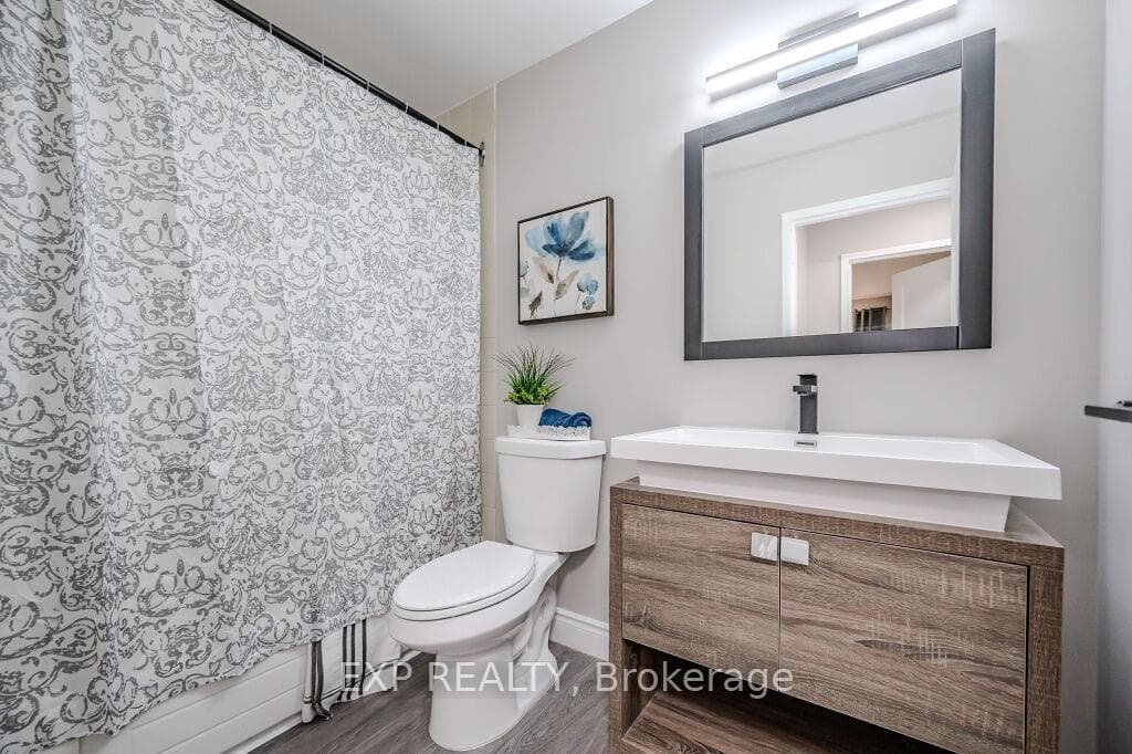 30 Hugo Crescent Unit 210 photo 8
