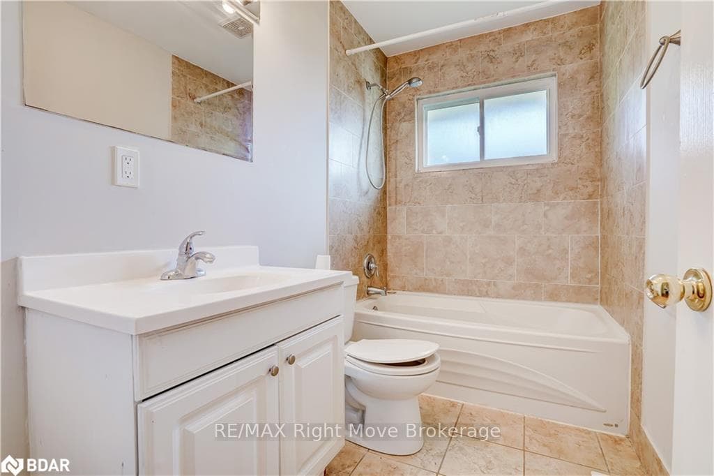 136 BRANT Street photo 9