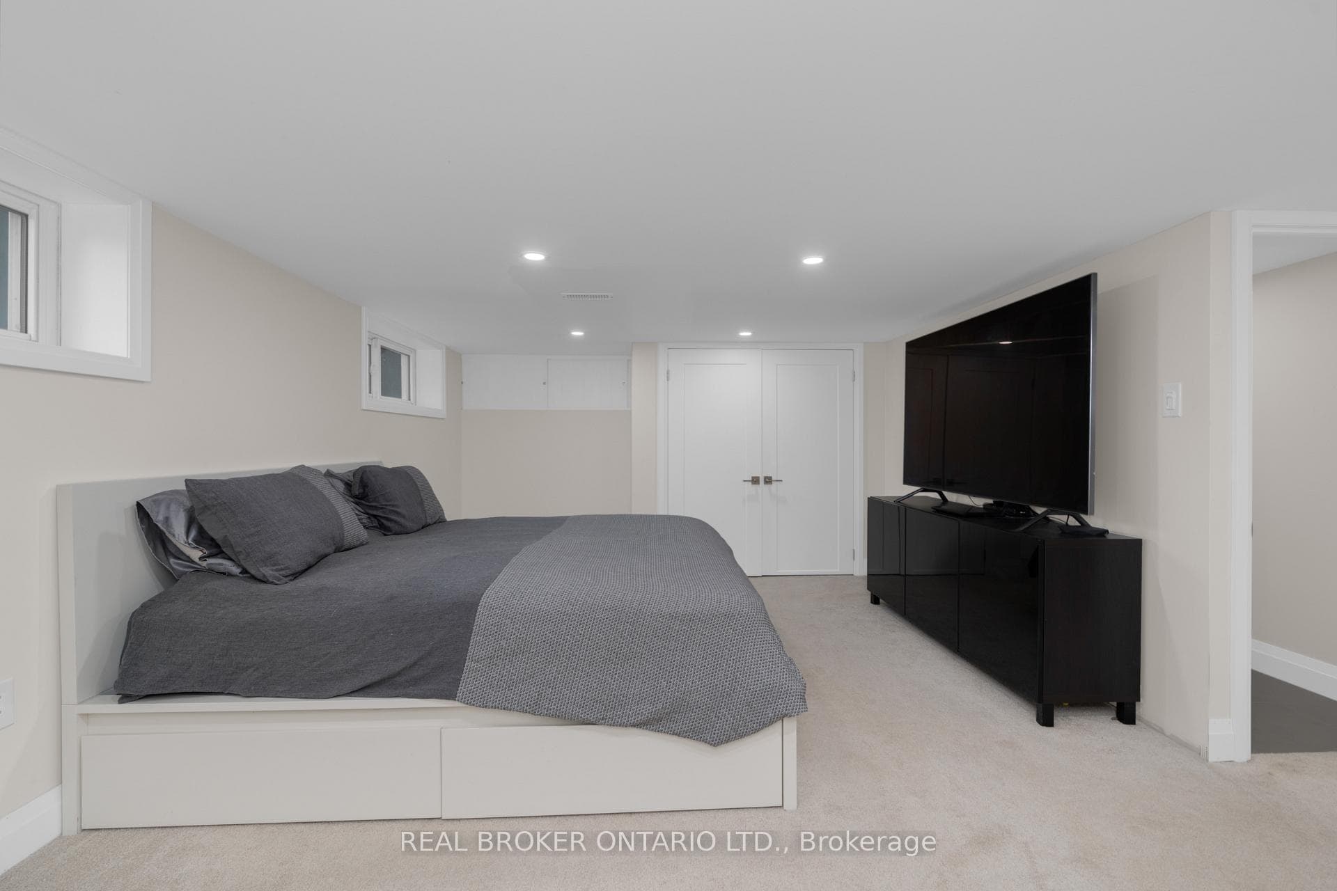17 Locke Avenue photo 22