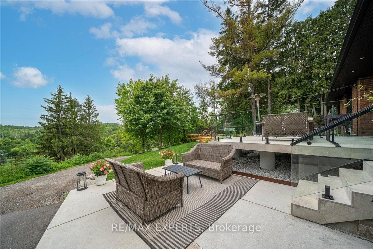 525 King Street photo 35