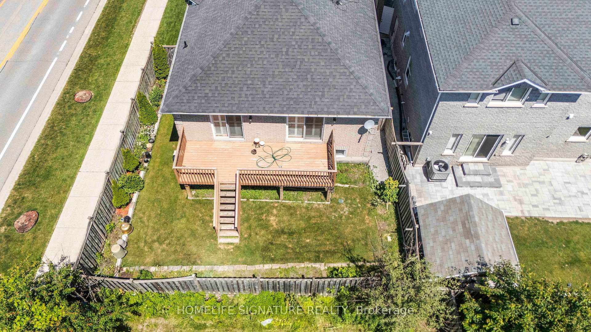 239 Country Lane photo 37