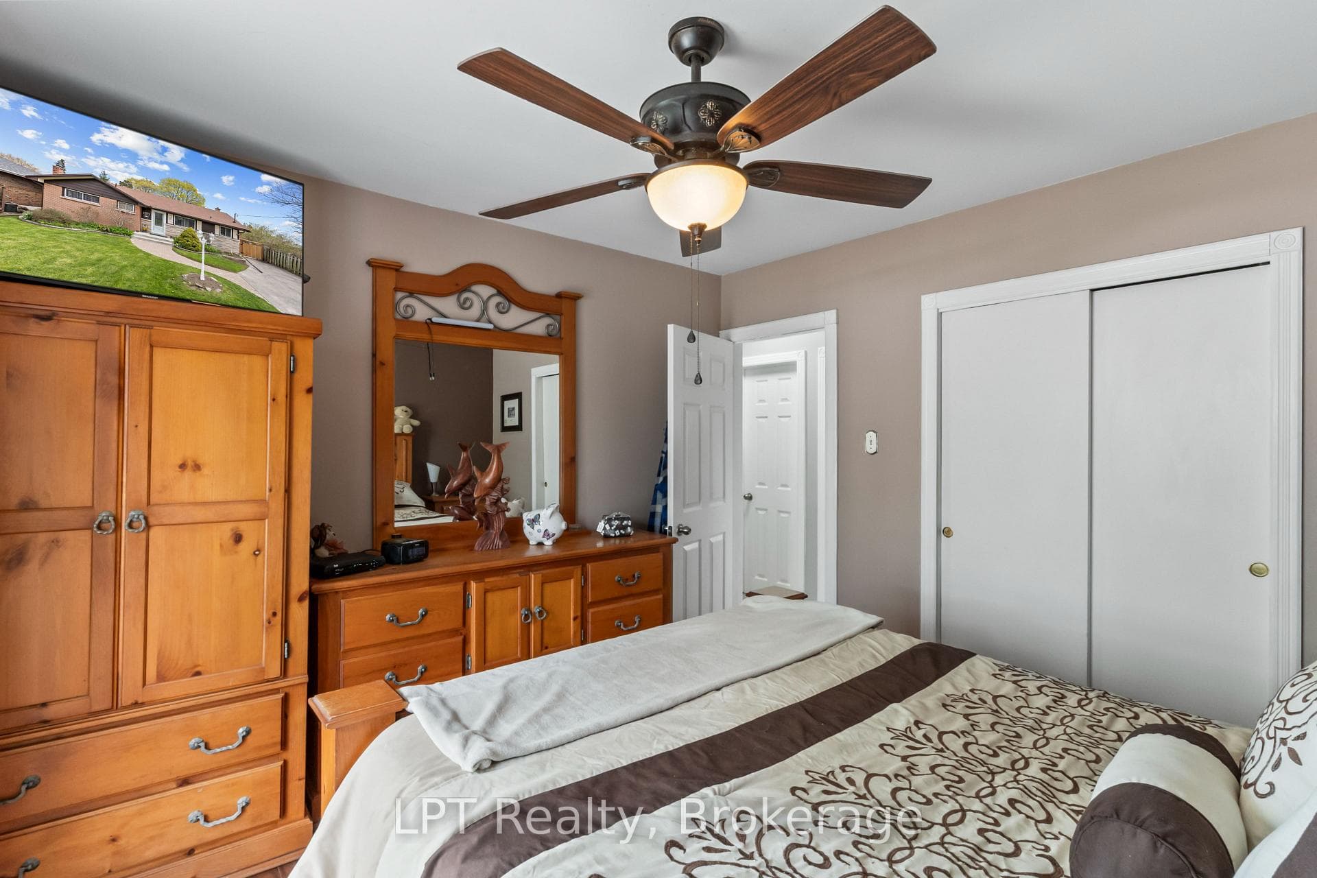 519 Rosmere Street photo 22