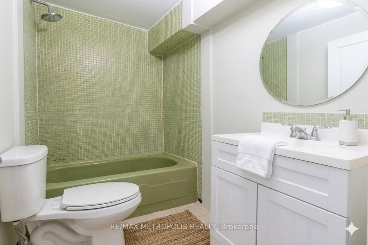 853 Douglas Avenue photo 7